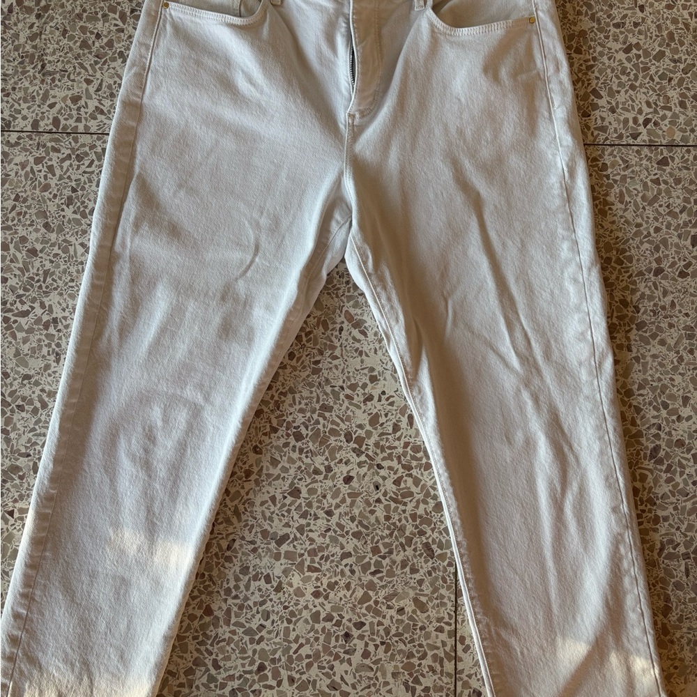 Ann Taylor Women’s Cream Slim Ankle/Cropped Jeans